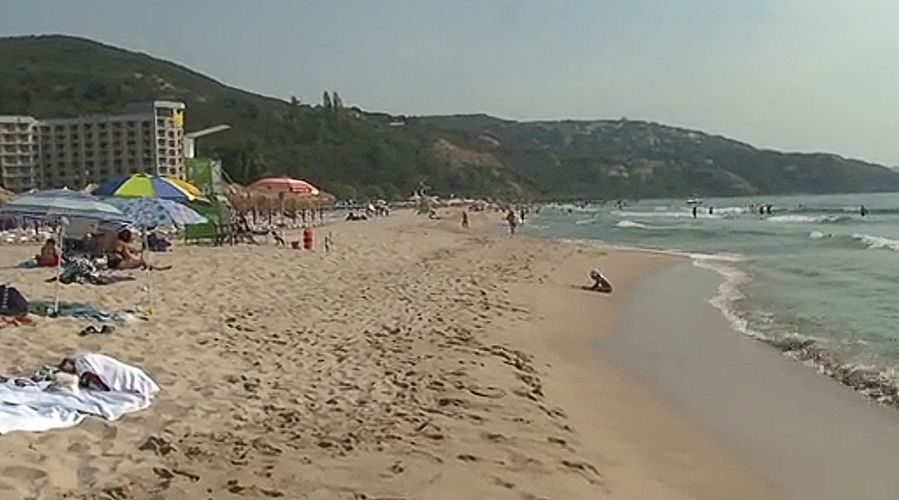 След авария на пречиствателната станция в Албена: Крие ли рискове морската вода?